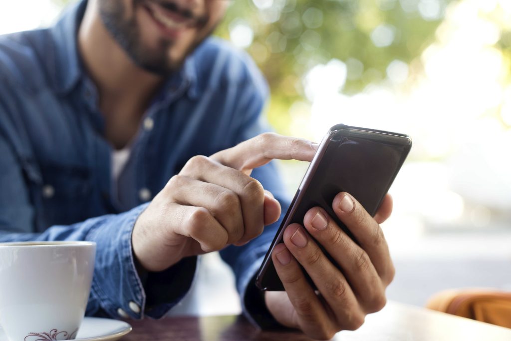 Jak připojit mobilní telefon k Wi-Fi bez hesla: je to velmi jednoduché a rychlé