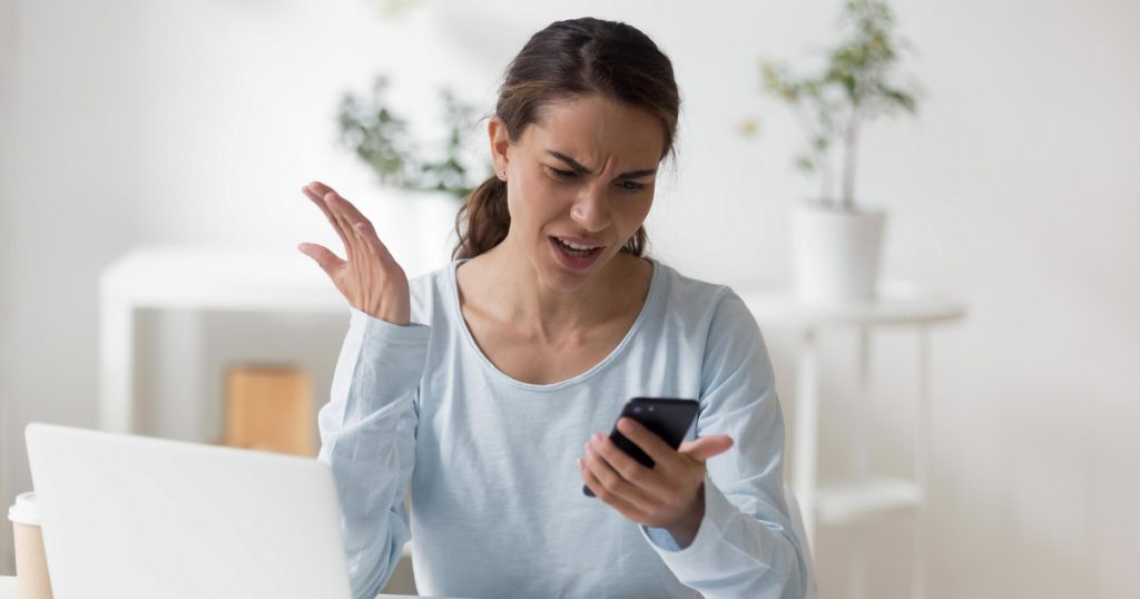 Nebezpečný podvod, který může kvůli falešným oznámením vést k milionovým dluhům