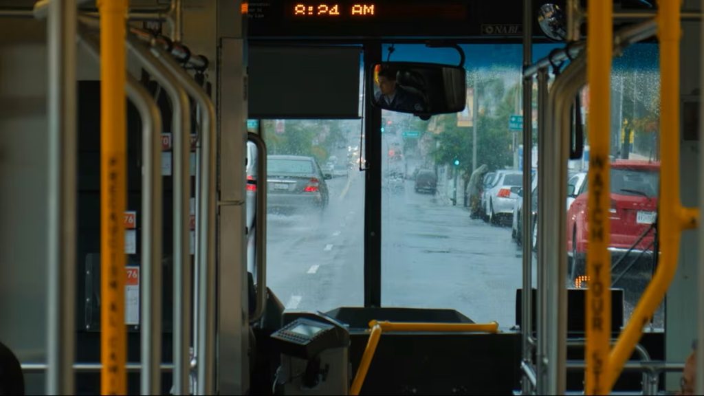 87letá důchodkyně se spletla při platbě za jízdu autobusem a nakonec zaplatila 25krát více, než stála jízdenka: „Označila jsem jízdenku pozdě.“