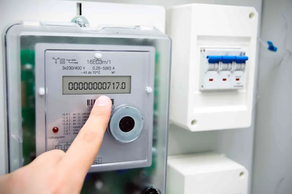 Spotřebovává čtyřikrát více elektrické energie než nová pračka: Češi stále používají tento spotřebič ve svých domácnostech