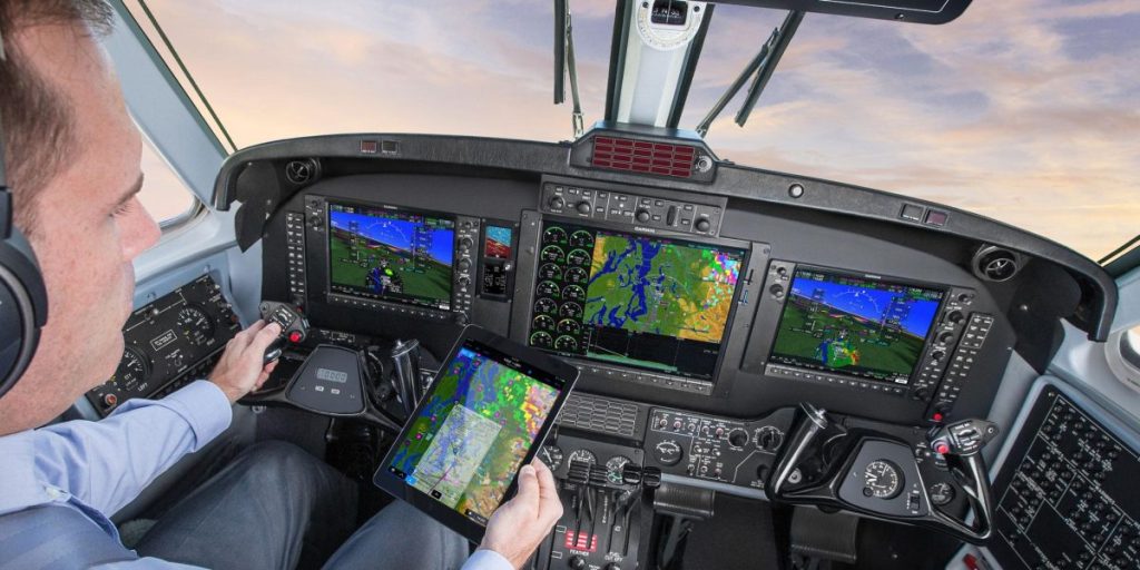 Sbohem, GPS: nová, nehacknutelná kvantová technologie, která bude řídit letadla pomocí magnetismu Země