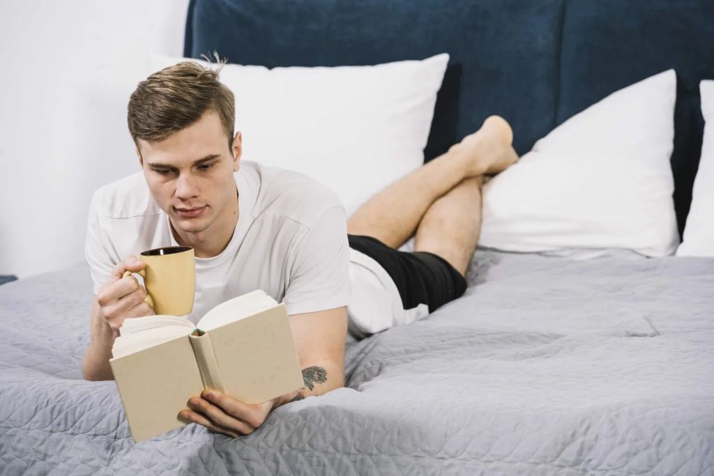 Existují lidé, kteří se zamilují do těch nejodpornějších zločinců, jaké lze v literatuře najít: rozkvět „temného románu“