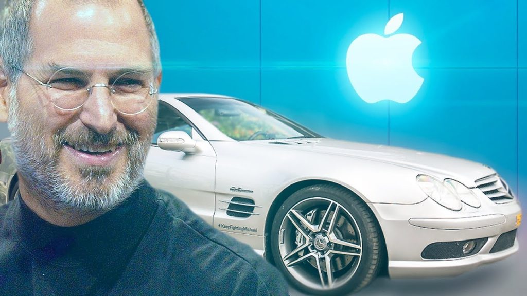 Steve Jobs měnil svůj Mercedes-Benz SL55 AMG v hodnotě 120 000 dolarů každých šest měsíců. A to vše kvůli poznávací značce