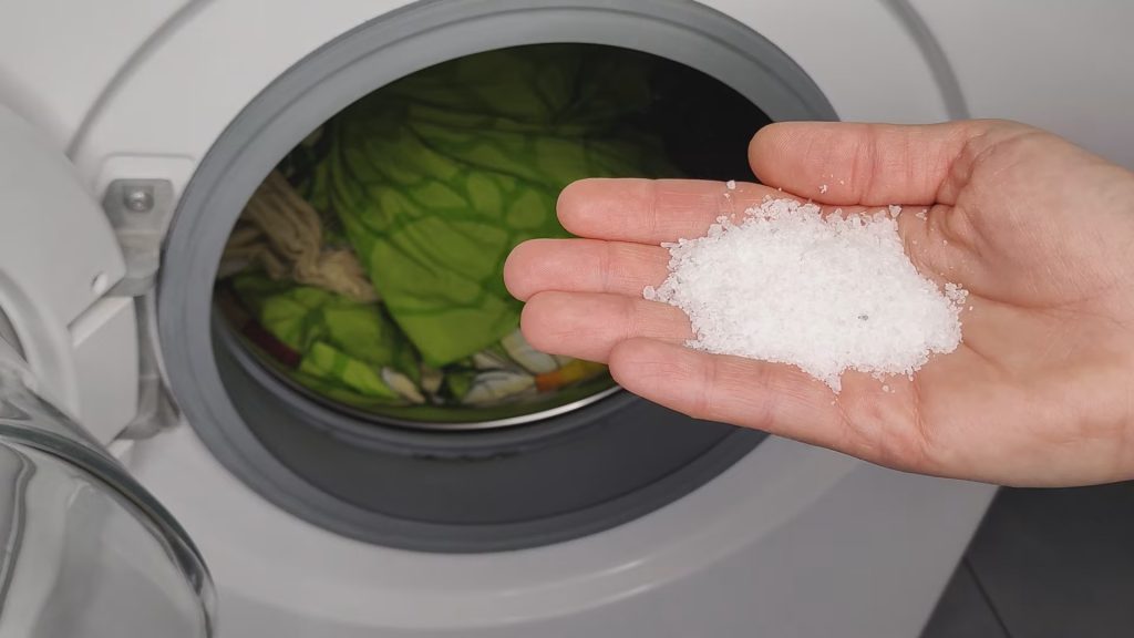 Hrubá sůl v pračce: kouzelný trik, bez kterého se už neobejdete